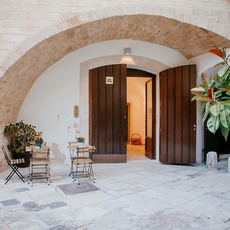 La Casa Di Flora Bed & Breakfast Bari Bagian luar foto