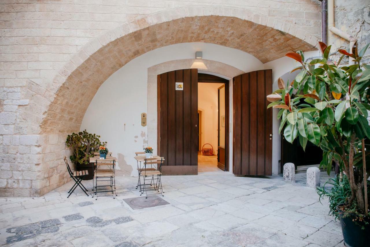 La Casa Di Flora Bed & Breakfast Bari Bagian luar foto