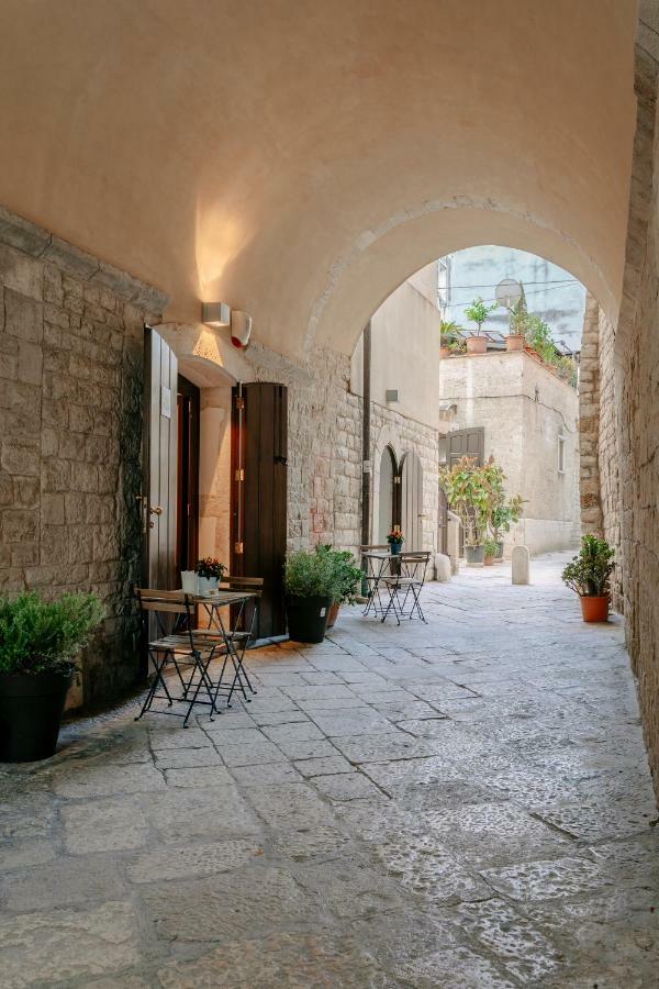 La Casa Di Flora Bed & Breakfast Bari Bagian luar foto